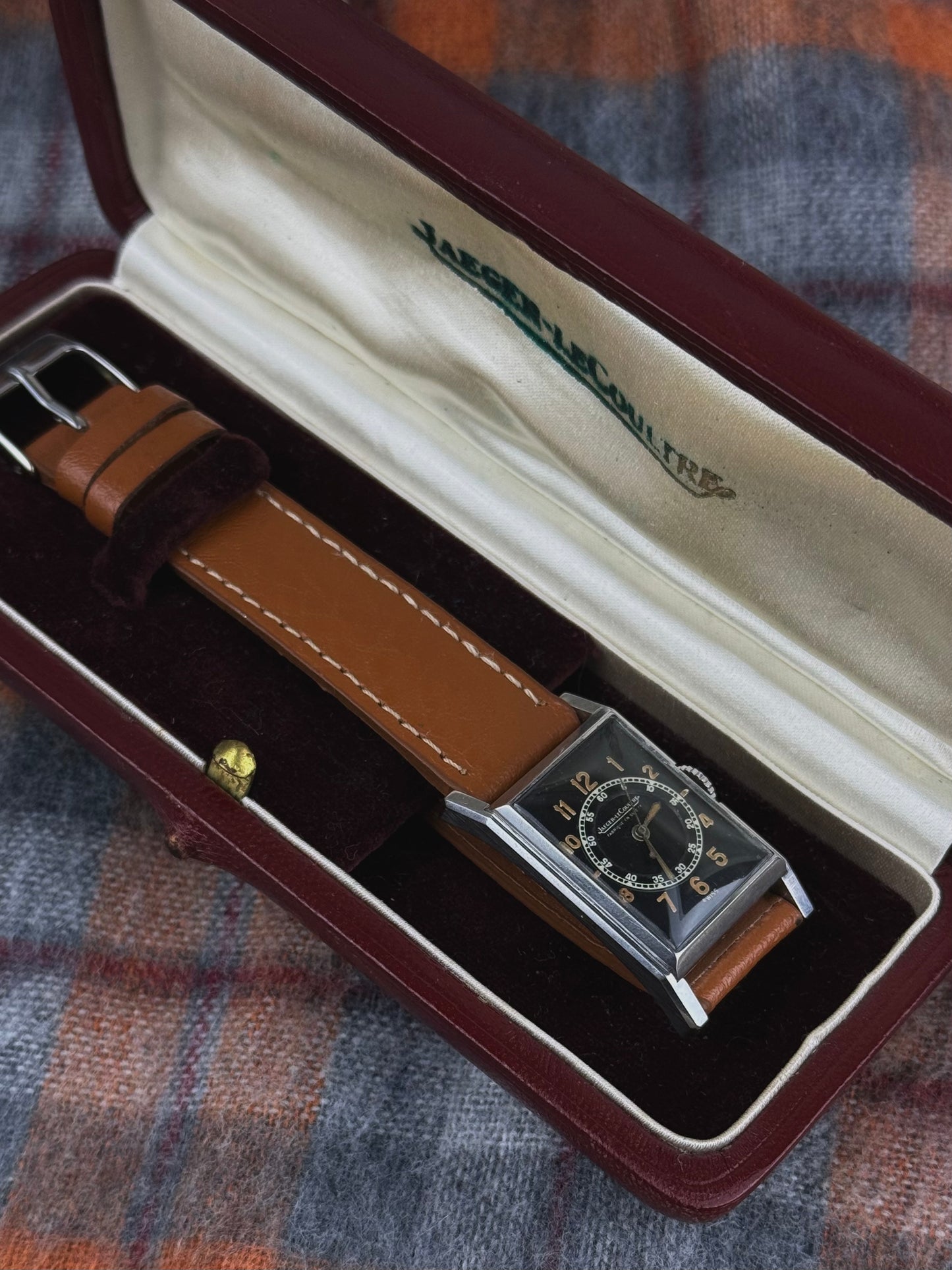 1937s Jaeger LeCoultre Uniplan Étrier
