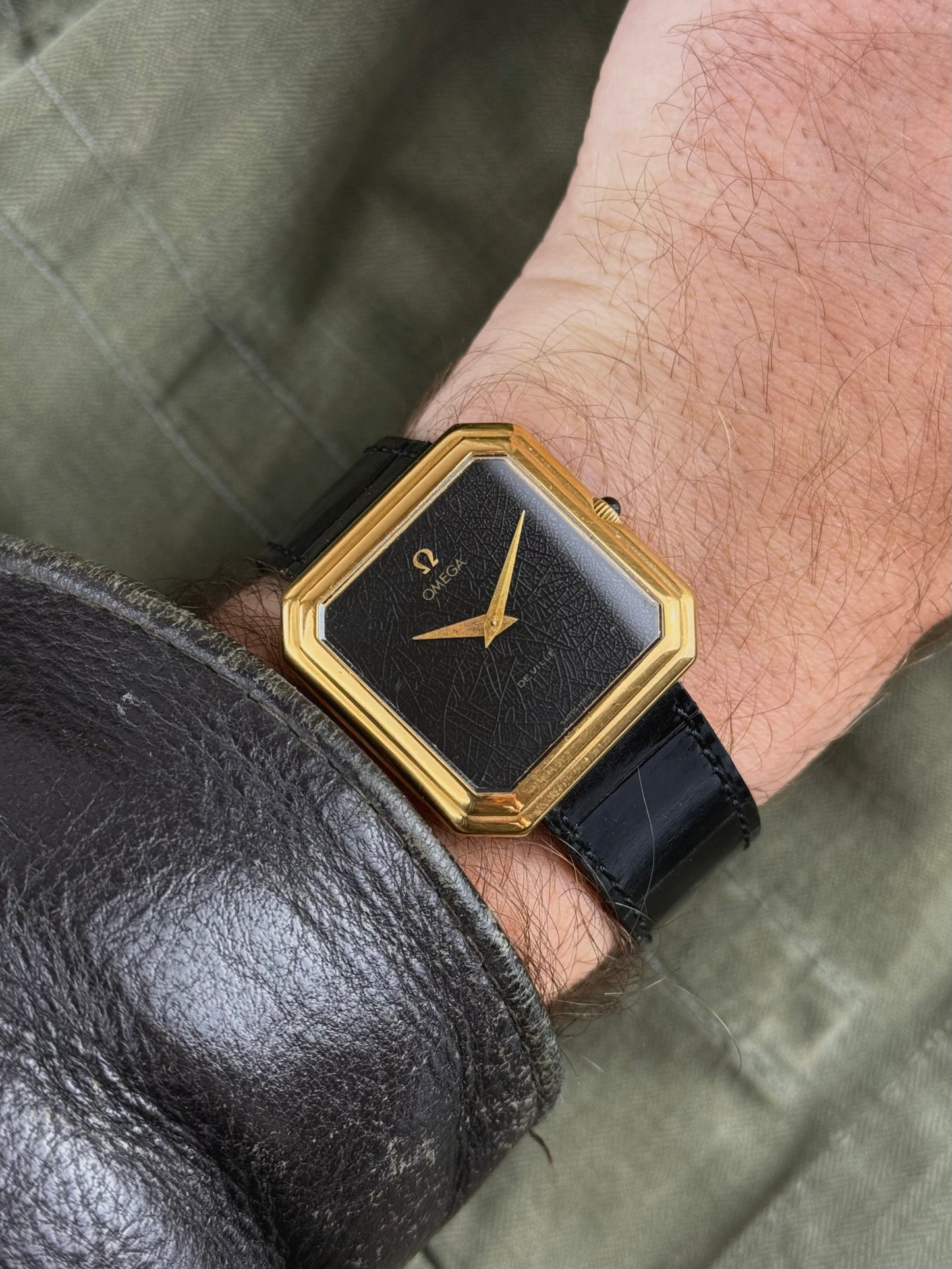 Omega DeVille « Ceinture » Réf 1031VE