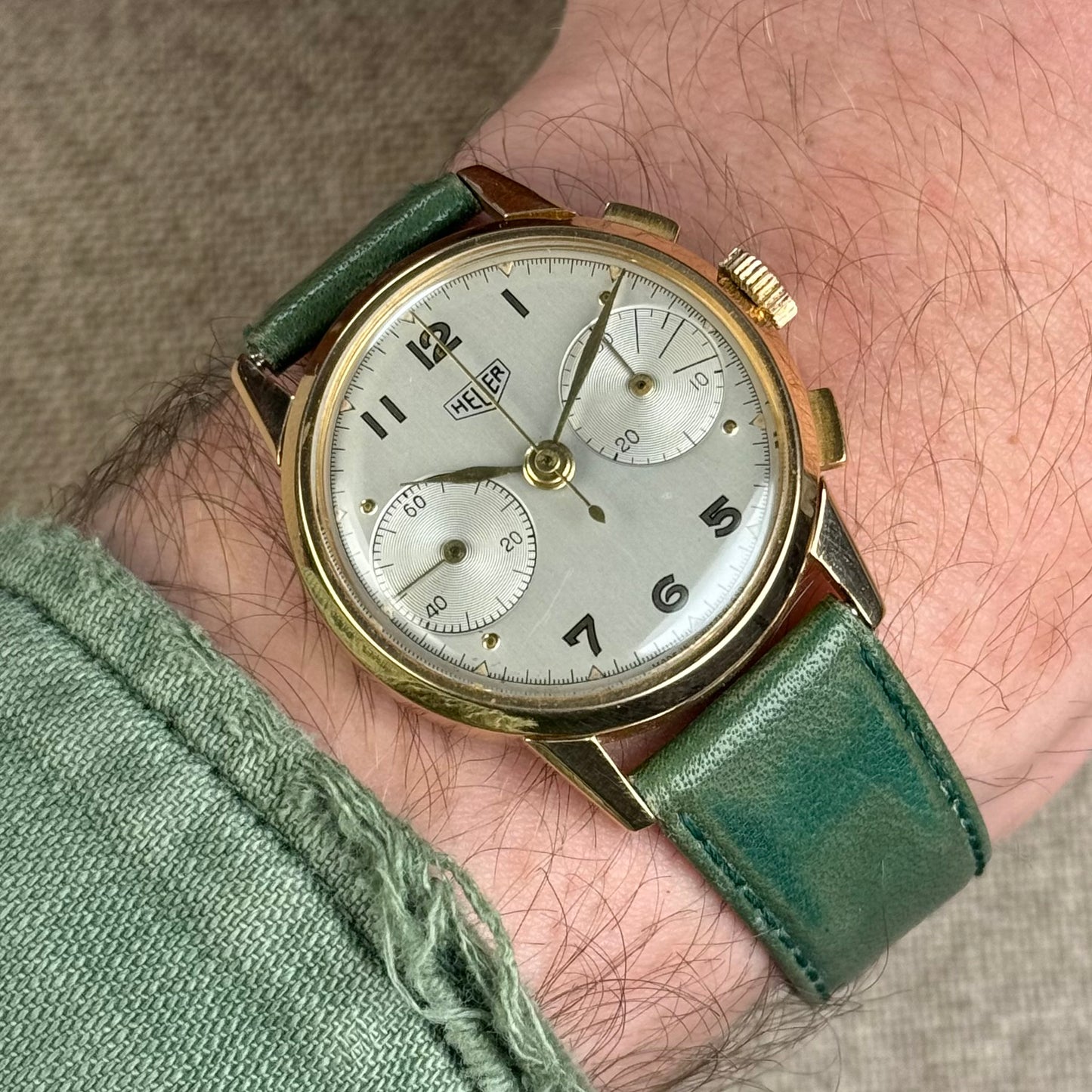 Heuer « Big Eyes » Ref2311 18k Gold Valjoux 23