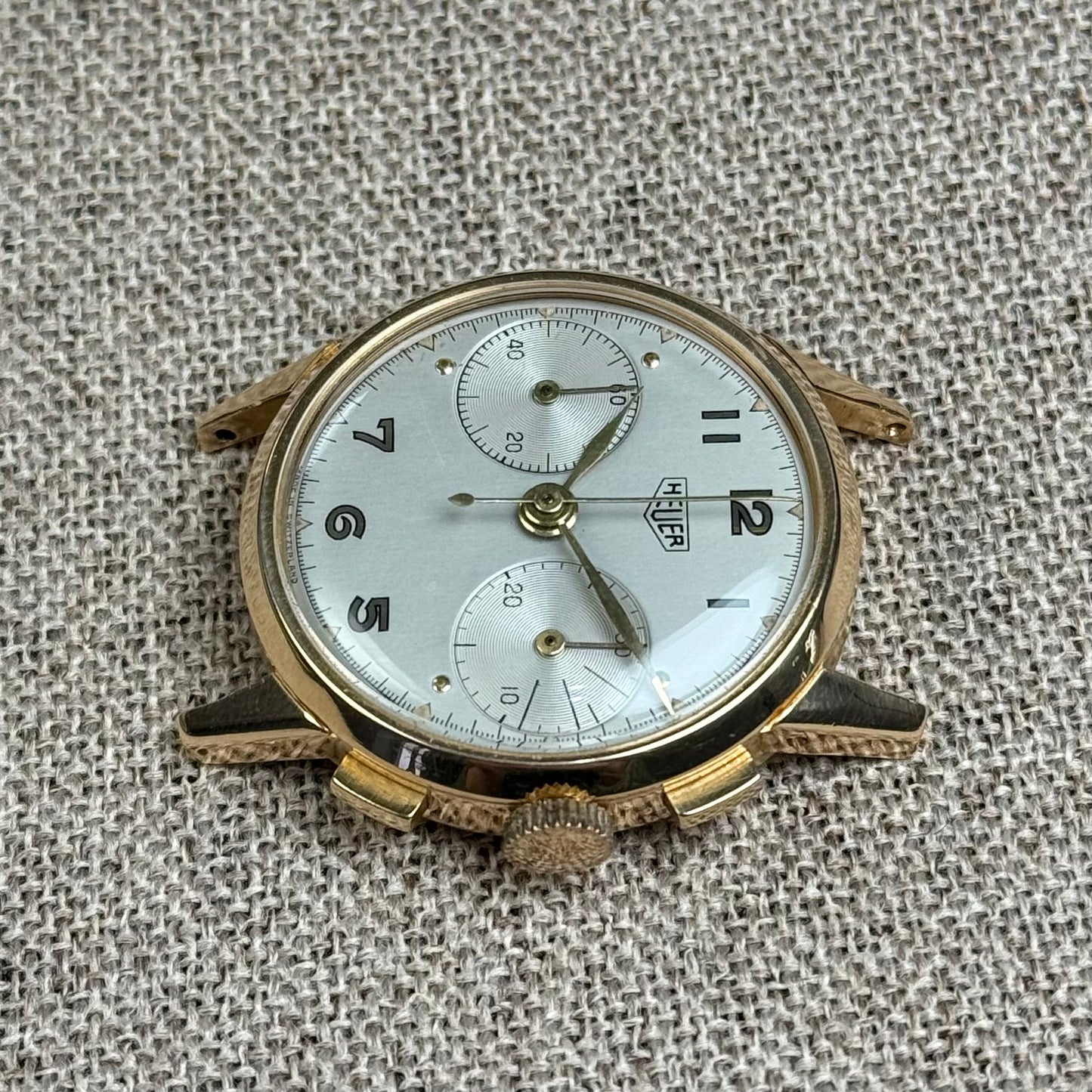 Heuer « Big Eyes » Ref2311 18k Gold Valjoux 23