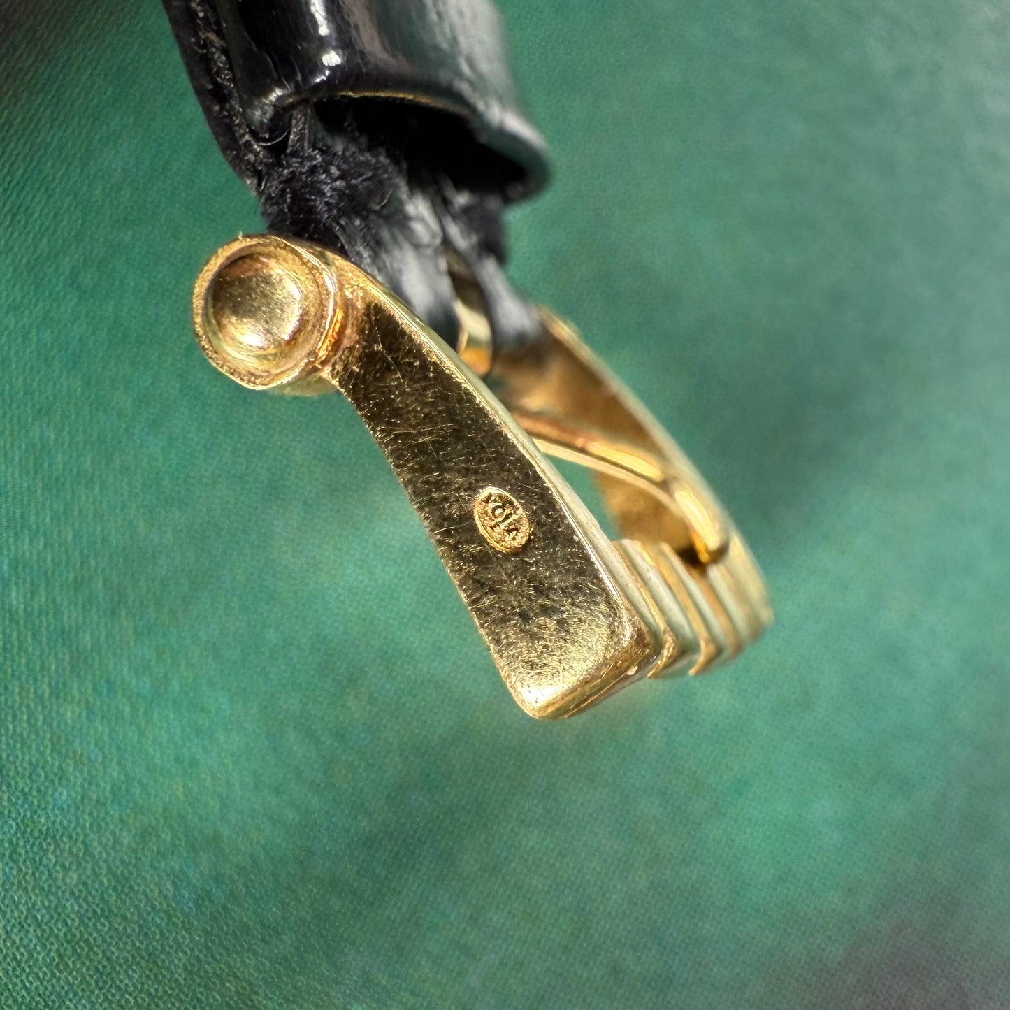 Van Cleef & Arpels Coral by Gerald Genta