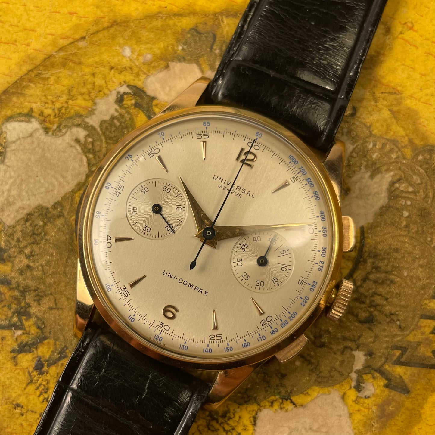 Universal Genève Compax Jumbo 18k