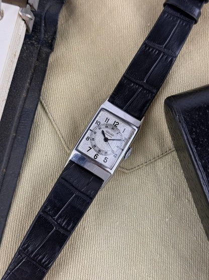 1937s Jaeger LeCoultre Uniplan galbée