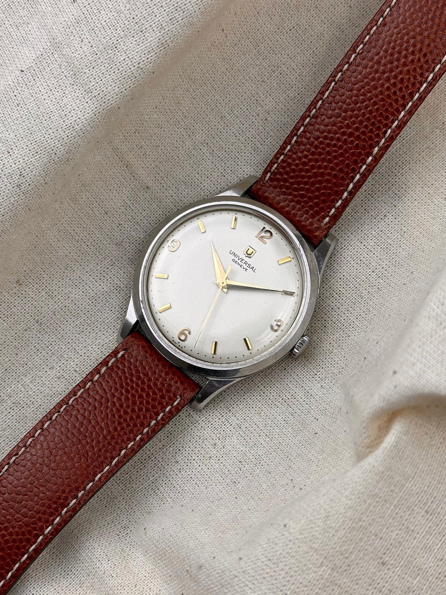 Universal Geneve Cal332 Réf20654