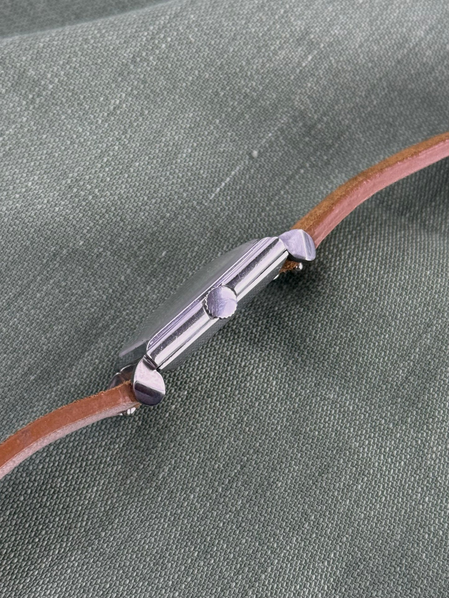 1940s Jaeger LeCoultre art deco Uniplan Cal438