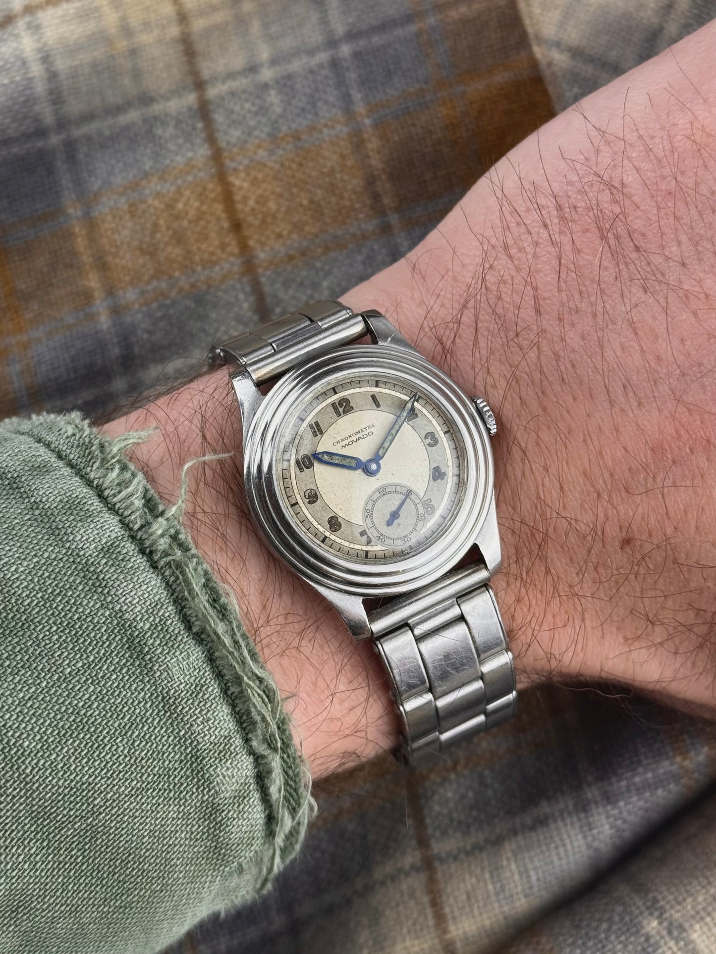 1930s Chronomètre Movado Gadrooned Case Bullseye