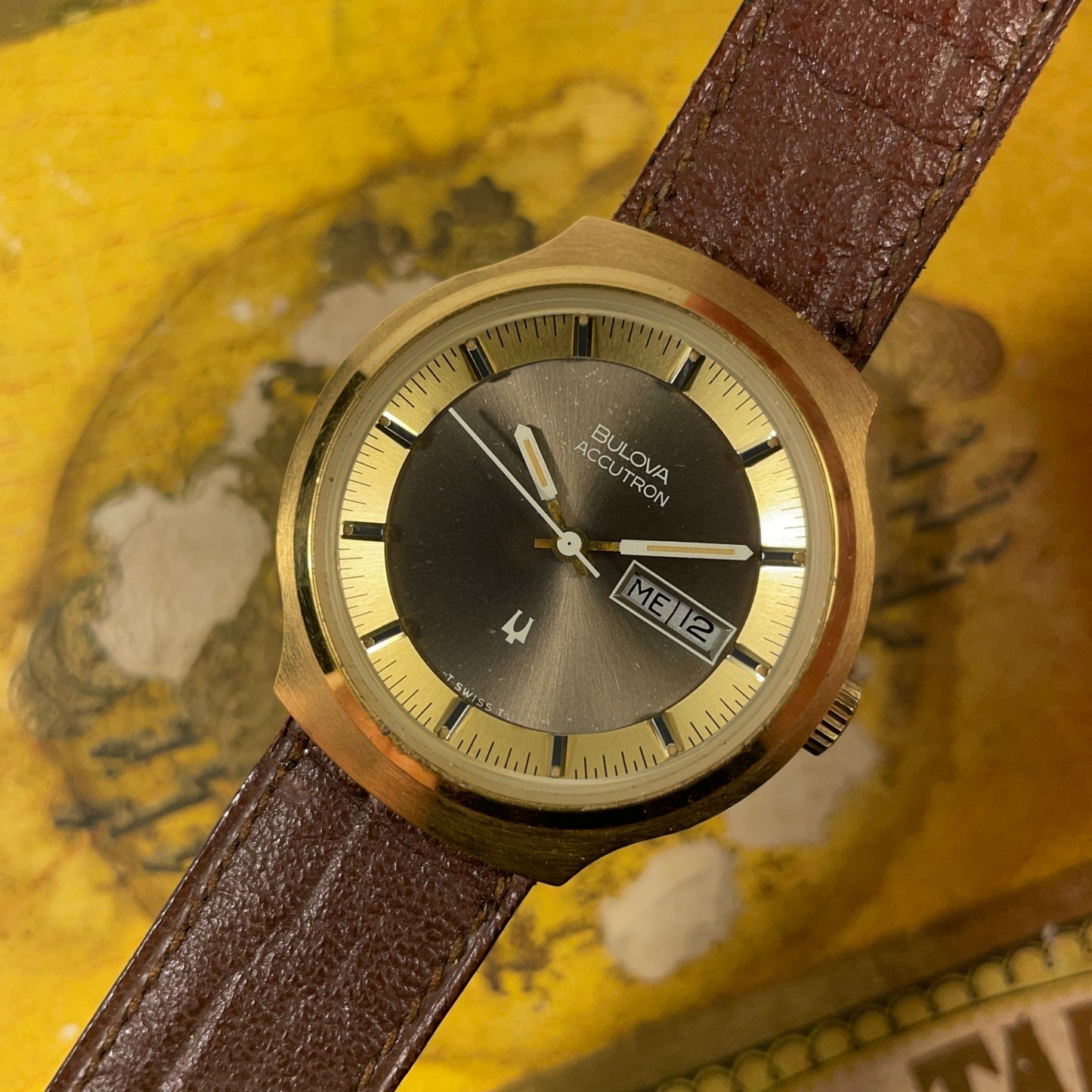 Bulova Accutron NOS