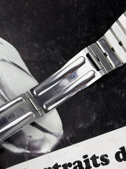 Bulova Accutron Super Compressor 666 « Lobster »