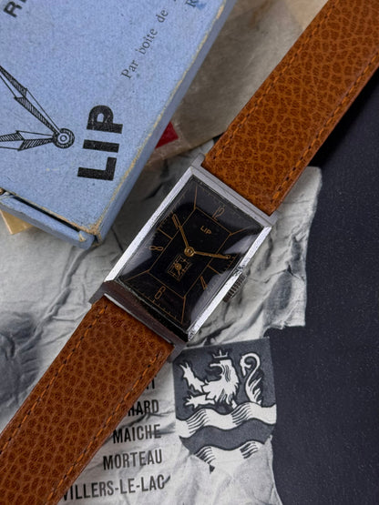 Lip T18 Gilt dial