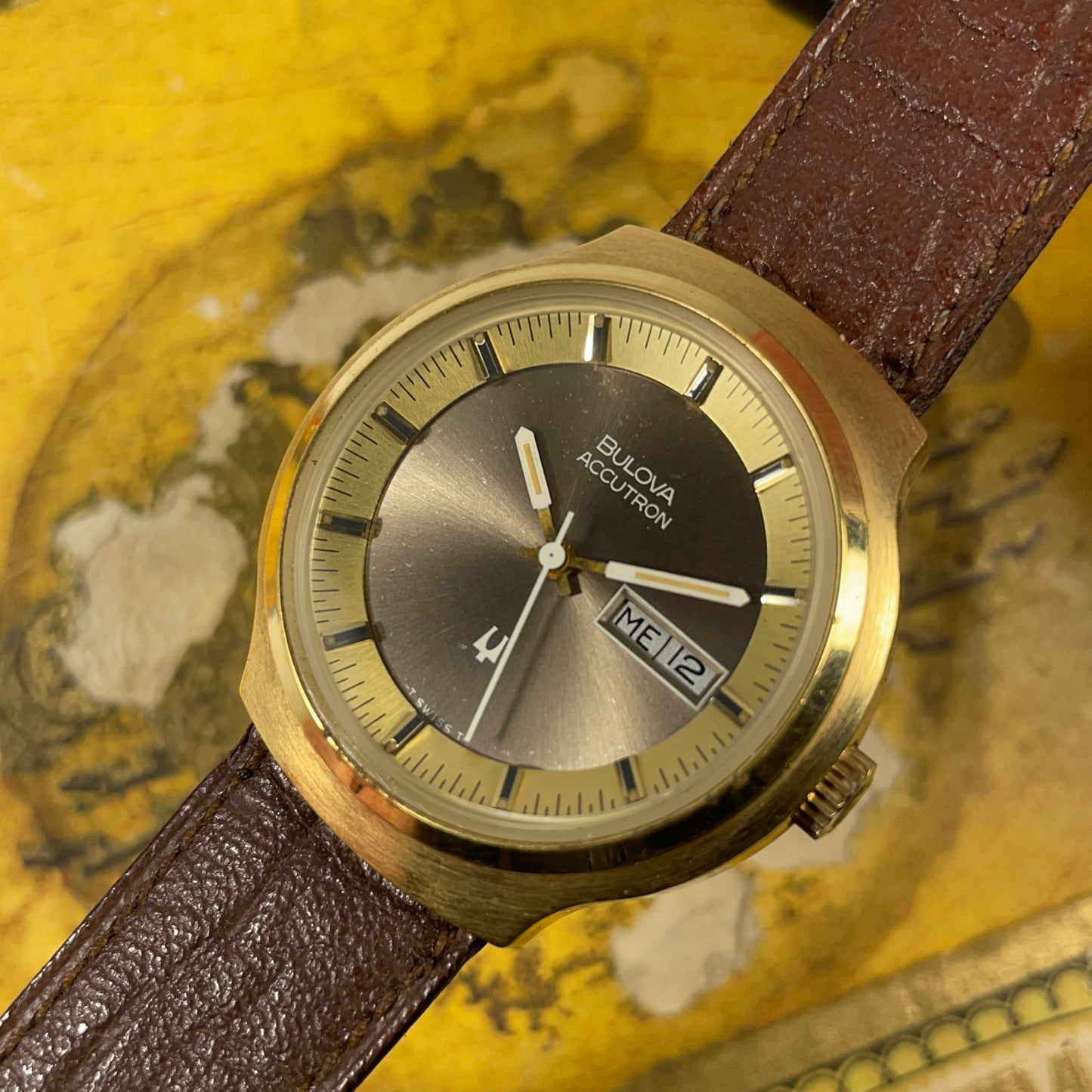 Bulova Accutron NOS