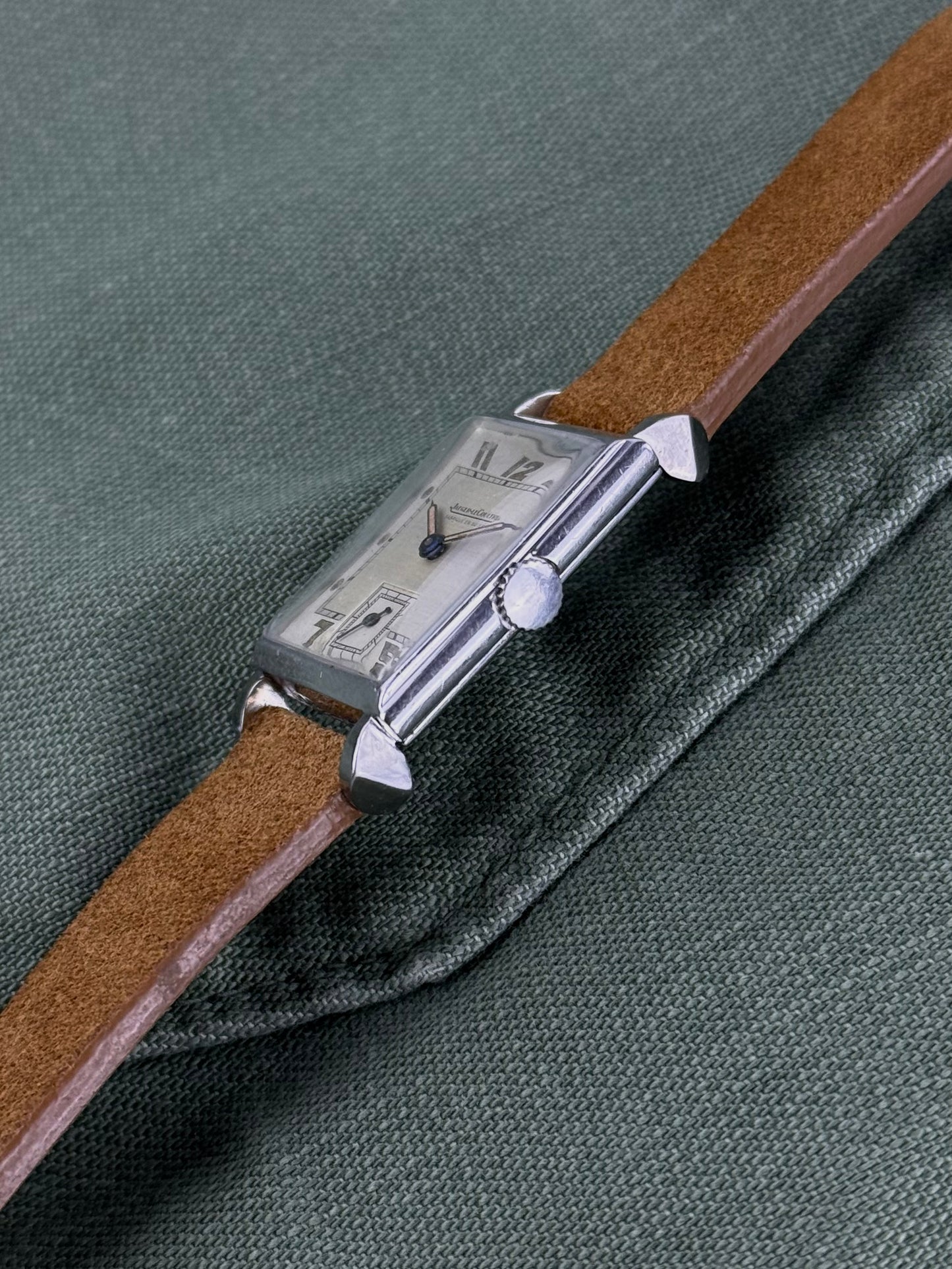 1940s Jaeger LeCoultre art deco Uniplan Cal438