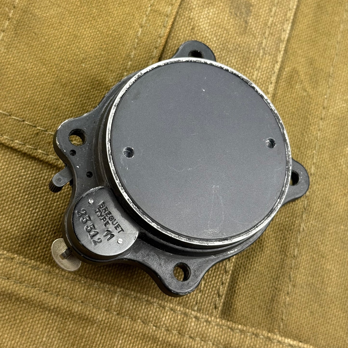 Montre de bord Breguet type 11