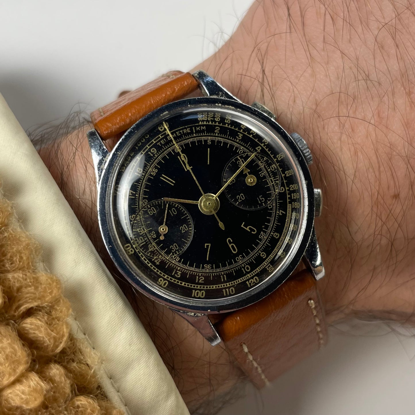 Anonyme 30s Chronographe Gilt Dial poussoirs olives