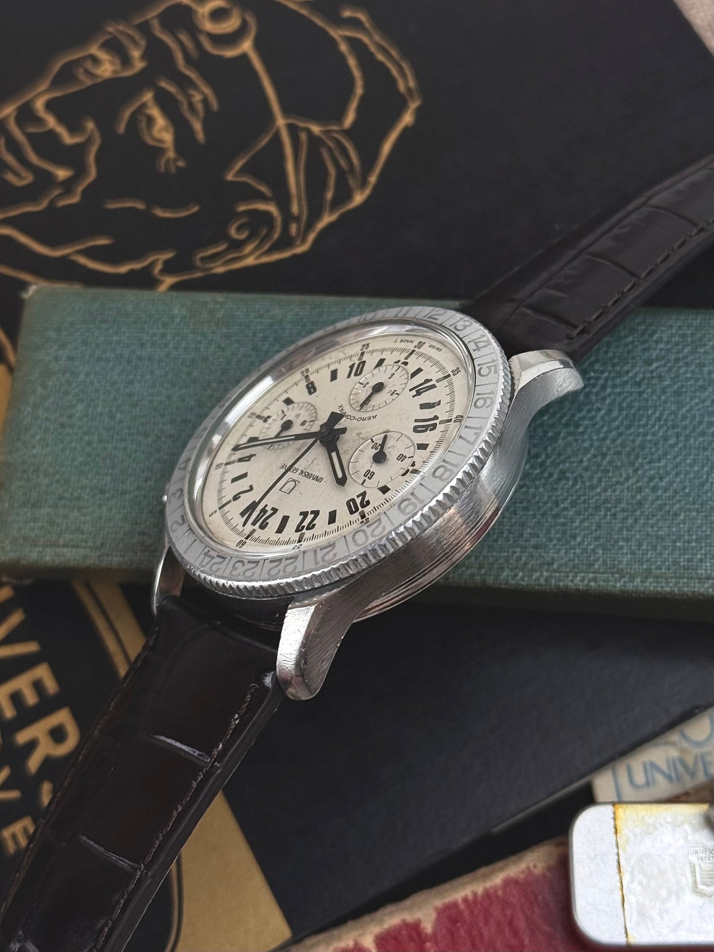 Universal Genève Aero compax Réf89010/01