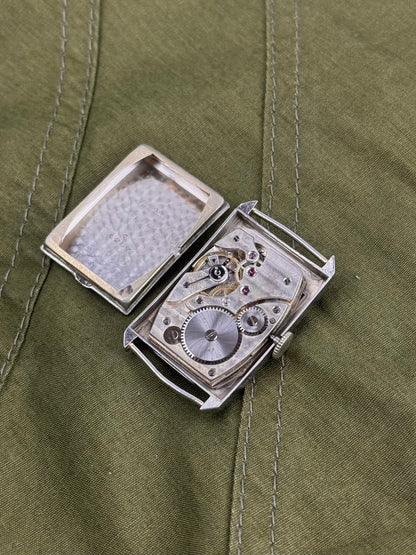 1934 L.Leroy &Cie Montre Bracelet rectangulaire 10lignes cal. Altus 8