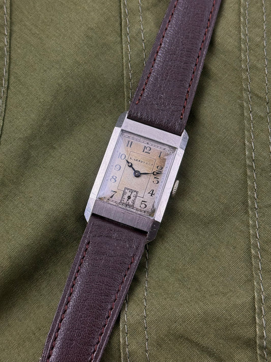 1934 L.Leroy &Cie Montre Bracelet rectangulaire 10lignes cal. Altus 8