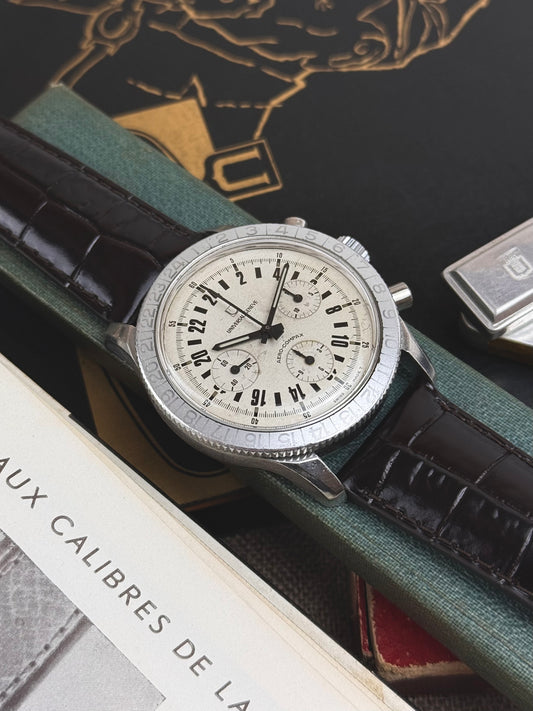 Universal Genève Aero compax Réf89010/01