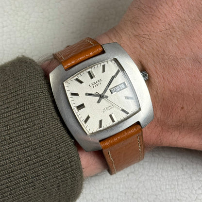 Lancel H Shape TV Dial
