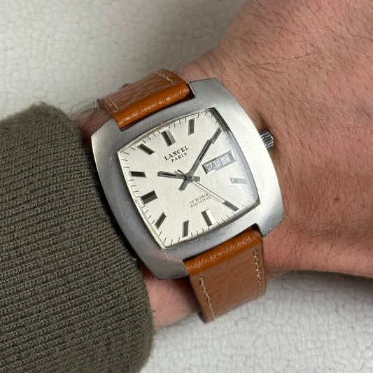 Lancel H Shape TV Dial